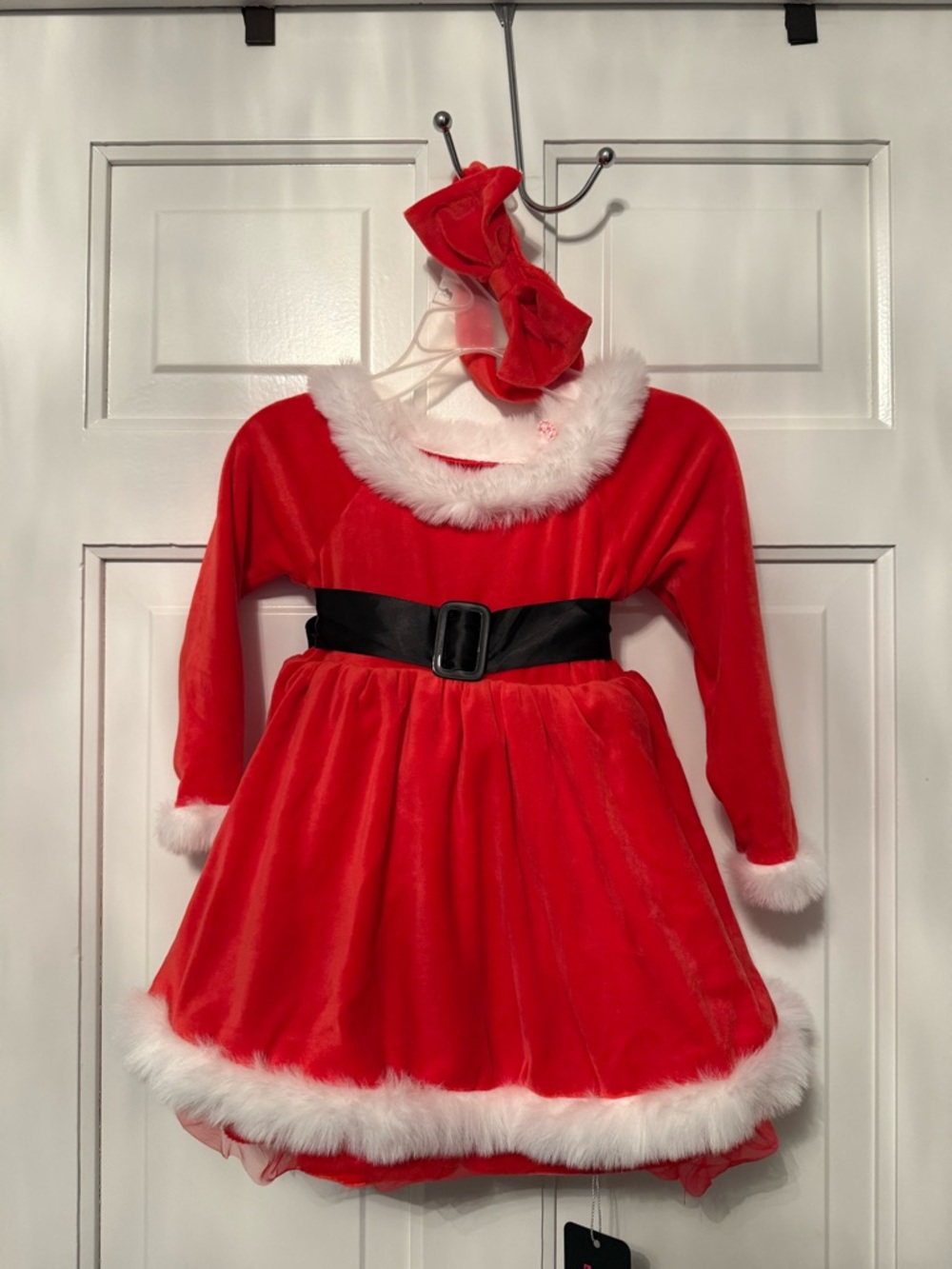 Red Faux-Fur Trim Holiday Velvet Dress with Belt and Bow - Picture 3 of 7
